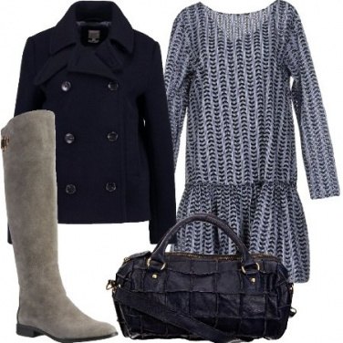 Outfit Stivali alti e giacca corta