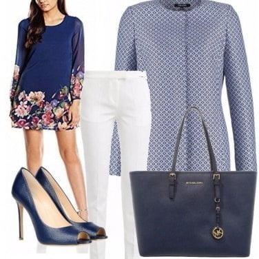 Outfit Leggermente blu...
