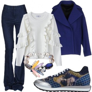 Outfit Bluette e bianco