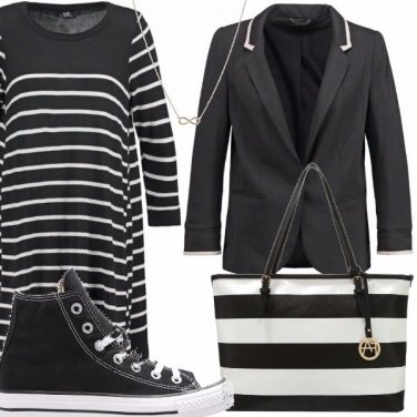 Outfit She\'s alive