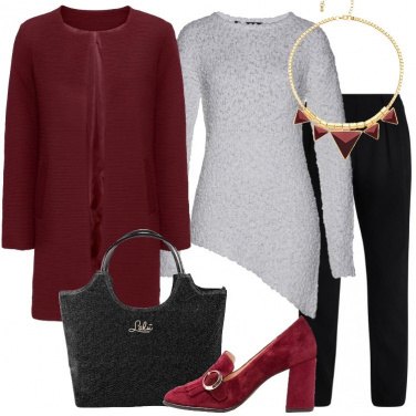 Outfit Il cappotto bordeaux