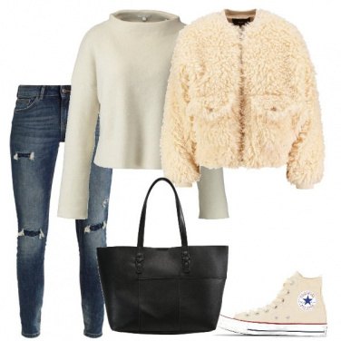 Outfit Color panna
