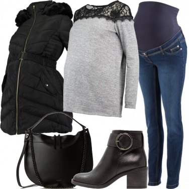 Outfit Maglione con dettagli in pizzo