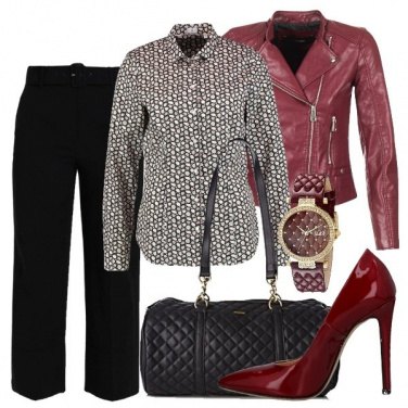 Outfit Décolleté bordeaux