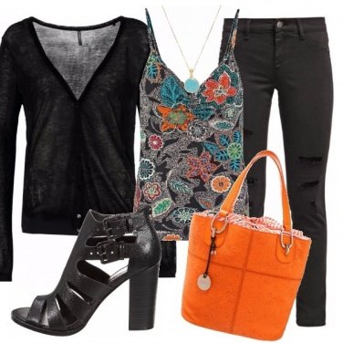 Outfit Nero con colore