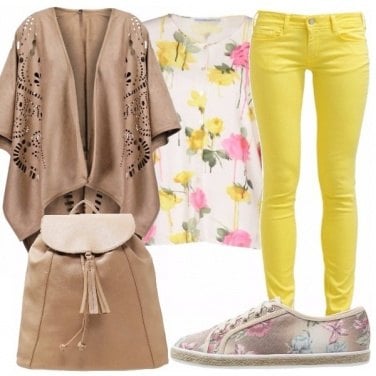 Outfit Safari e fiori