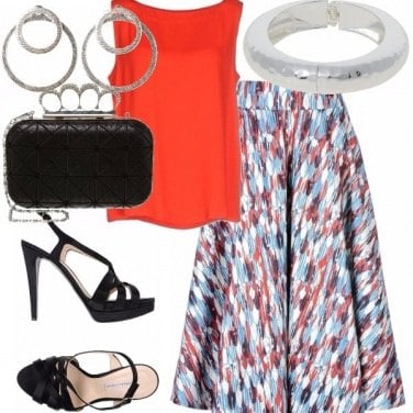 Outfit Fantasia astratta