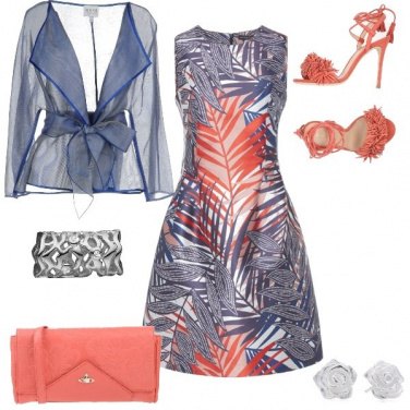 Outfit Pennellate delicate di blu e rosso