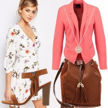 Outfit Rosa pesca e fiori