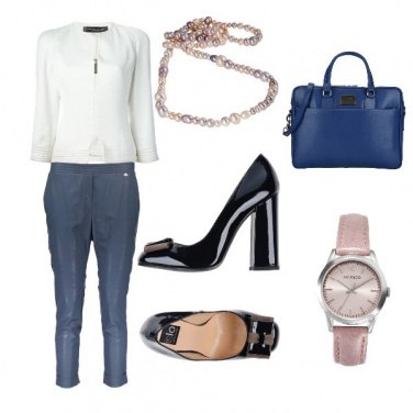 Outfit In ufficio con scarpe comode