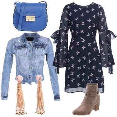 Outfit Abito con farfalle