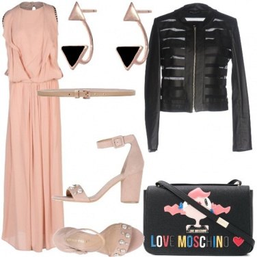 Outfit Vestito lungo nude e borchie