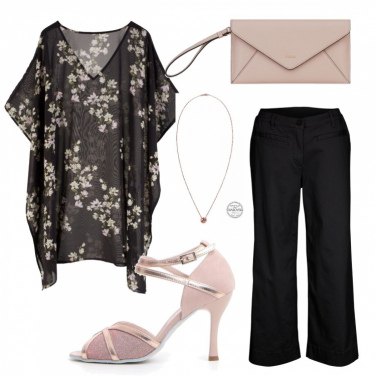 Outfit Pantaloni cargo Nero Donna: 1 Outfit Donna | Bantoa