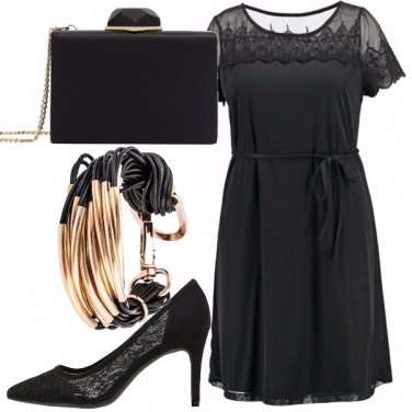 Outfit Curvy elegance: il pizzo nero