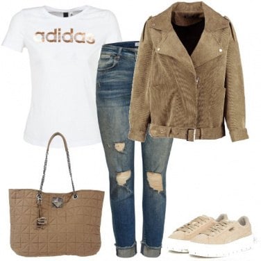 Outfit Denim e sneakers