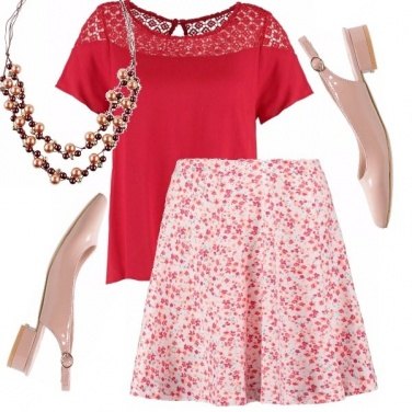 Outfit Fiorellini sulla gonna a campana