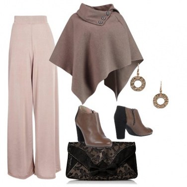 Outfit Con la mantella