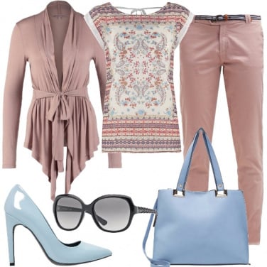 Outfit Pantalone maschile colore femminile