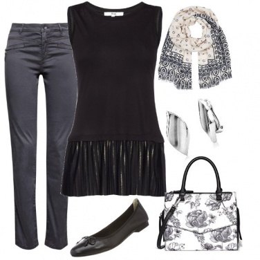 Outfit Elegante con riflessi