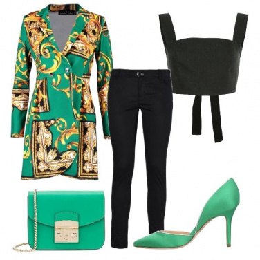 Outfit Versace docet