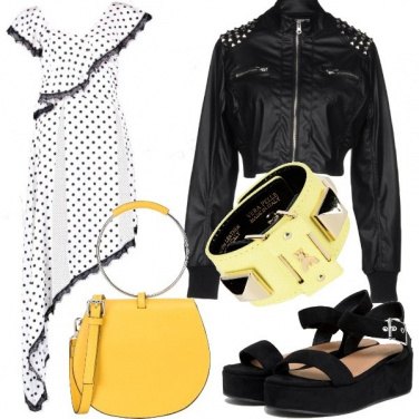 Outfit Personalità rock e pois asimmetrici