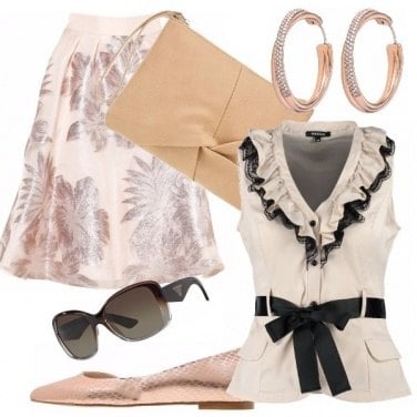 Outfit Elegante in chiaro