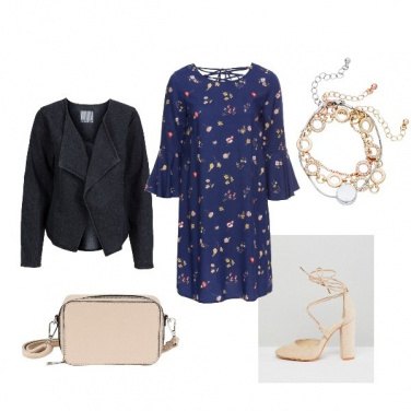 Outfit Blu e Cipria