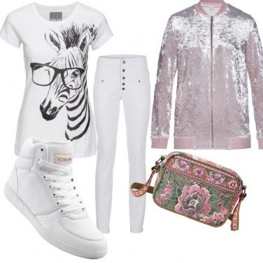 Outfit In bianco e rosa