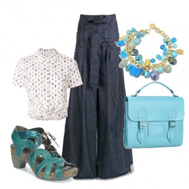 Outfit Al lavoro sognando il mare