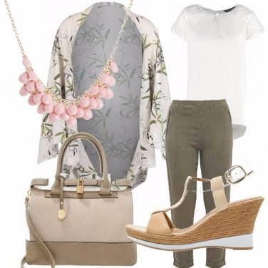 Outfit Color cream