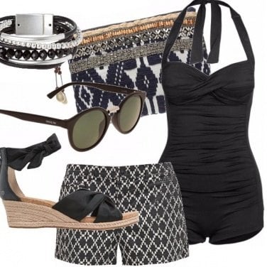 Outfit Curvy pin up in spiaggia