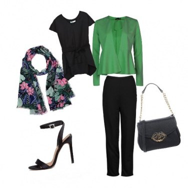 Outfit Sciarpina fiorata