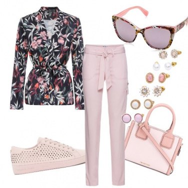 Outfit In ufficio in rosa
