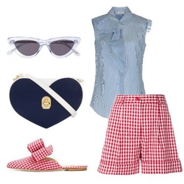 Outfit Shorts in fantasia Vicky