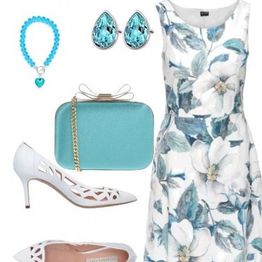 Outfit Invitata con fiori