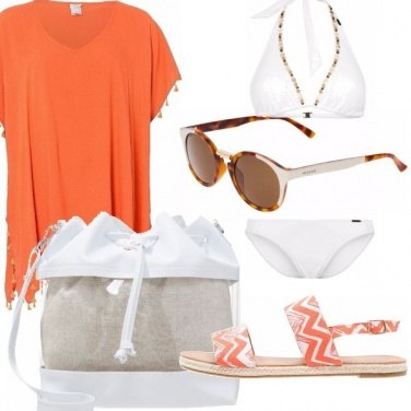 Outfit Bianco ed arancio per il mare