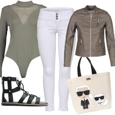 Outfit Sandali, per uscita mattudina