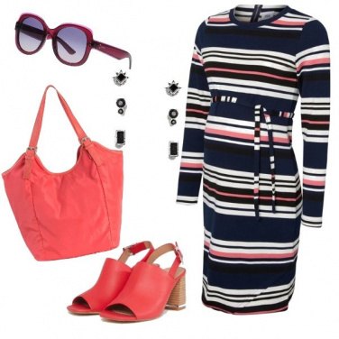 Outfit A spasso col pancione