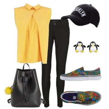 Outfit Yellow