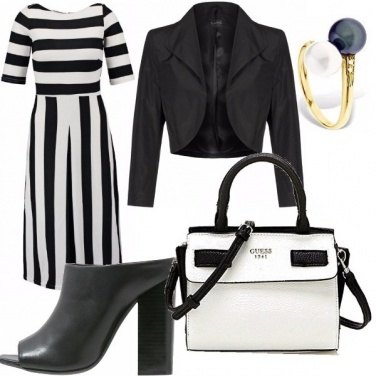 Outfit Abito a strisce
