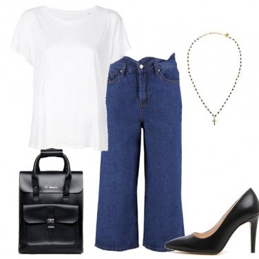 Outfit T-shirt e dècolletè