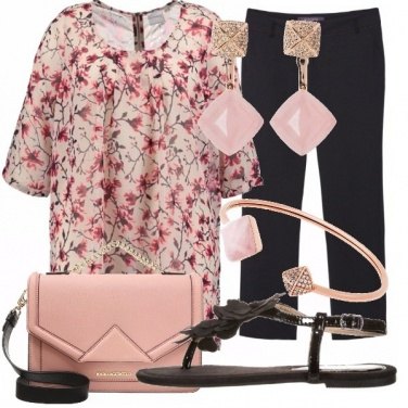 Outfit Rosa fiori