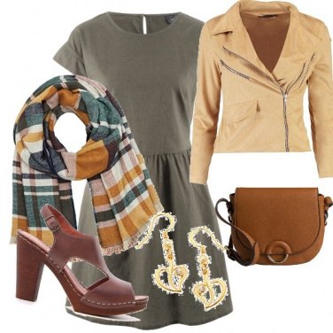 Outfit I colori caldi della terra