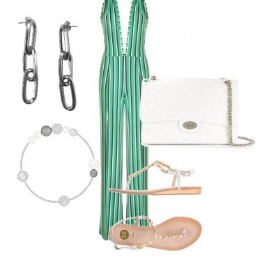 Outfit La tuta con le infradito