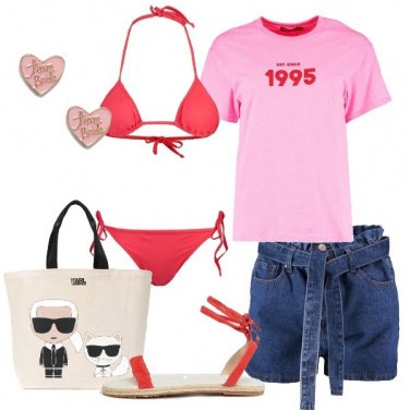 Outfit Shorts in denim e t-shirt