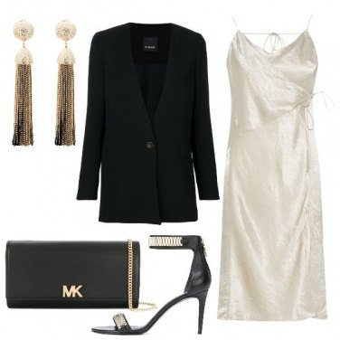 Outfit Spacco e sandalo