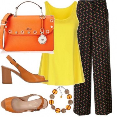 Outfit Canotta gialla