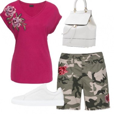 Outfit Army and rose