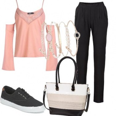 Outfit A spalle scoperte