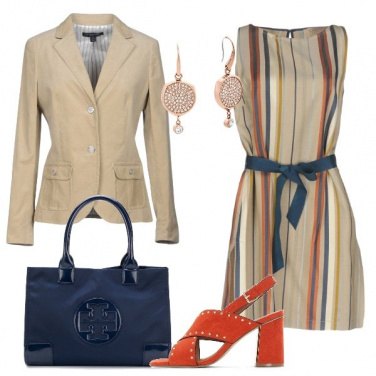 Outfit Il vestito in fantasia rigata